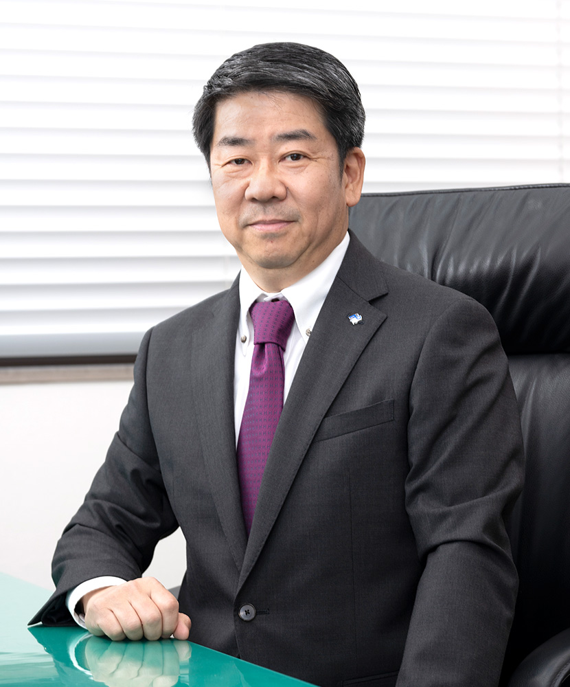 代表取締役社長　井上　淳二